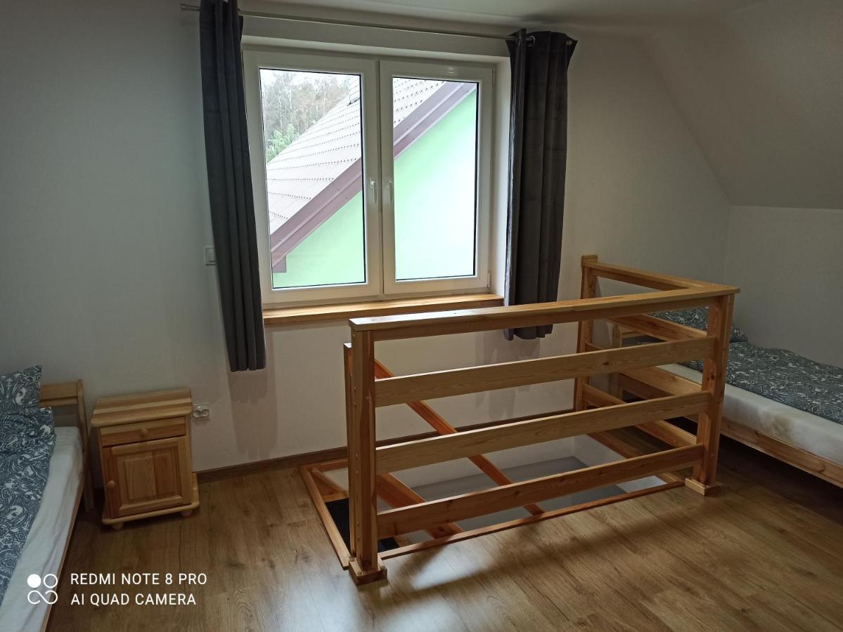 Apartameny Wiktoria I Nikola W Karwiku Pisz Exteriör bild