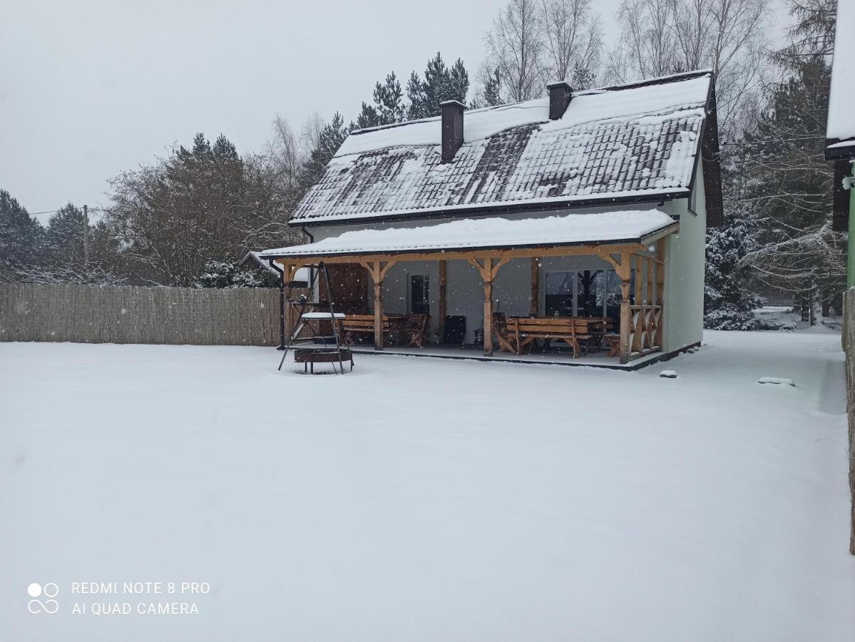 Apartameny Wiktoria I Nikola W Karwiku Pisz Exteriör bild